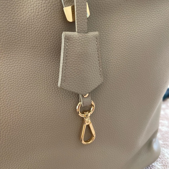 Platinum Laptop Case for 15.4" Laptop - Picture 10 of 11